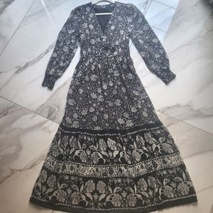 Old Navy Waist-Defined Floral-Print Smocked Tie-Front Maxi Dress for Women XS